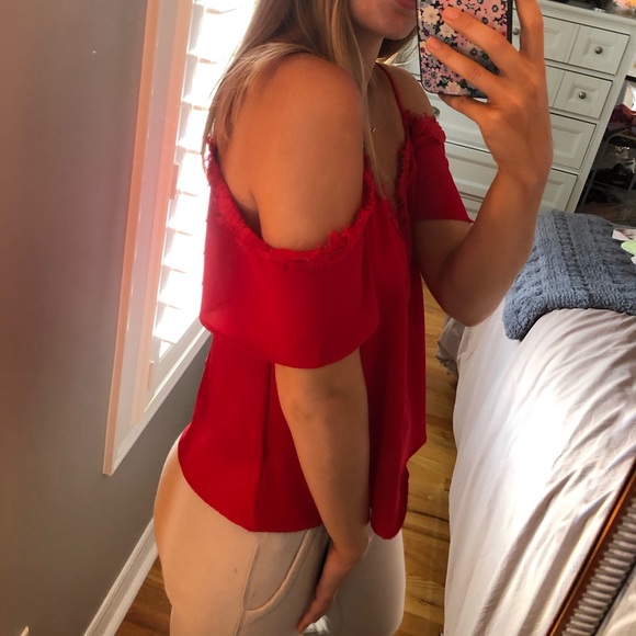 Urban outfitters Red Off the Shoulder Tank - Picture 4 of 8